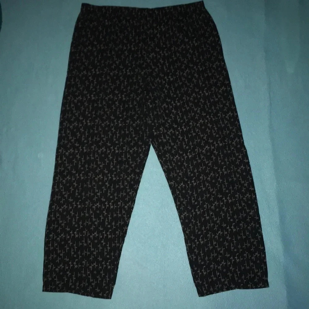 𝅺FOUNDED 1989 Vintage Blue- black pull on with ditzy flower print pants size L
